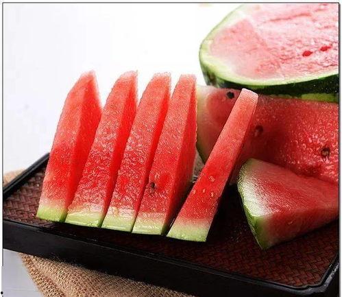 小青同学 吃瓜,瓜界新锐，揭秘娱乐圈那些事儿