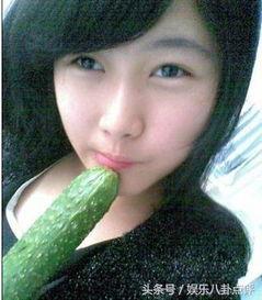 女生卖货吃瓜视频,女生卖货吃瓜视频，娱乐与消费两不误